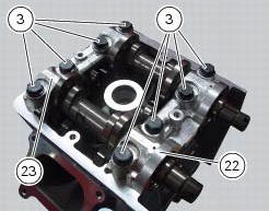 Removal of the camshafts