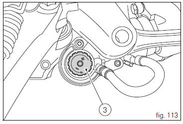 Adjusting the rear shock absorber