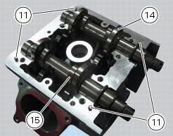 Refitting the camshafts