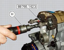 Refitting the timing belts