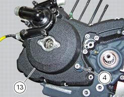 Refitting the alternator-side crankcase cover