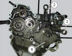 Refitting the crankshaft/connecting rod assembly