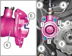 Draining the clutch hydraulic circuit