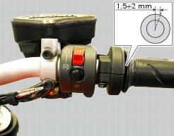 Adjusting the throttle cable