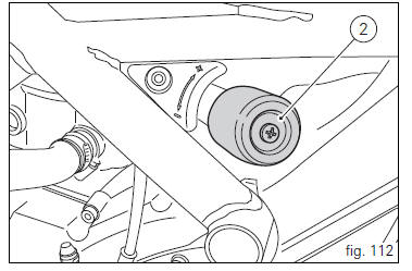 Adjusting the rear shock absorber