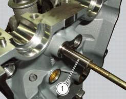 Removing the valve rocker arms