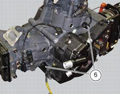 Removal of the cylinder/piston assembly